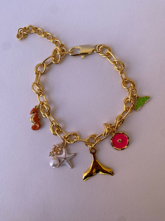 Golden Fin Bracelet