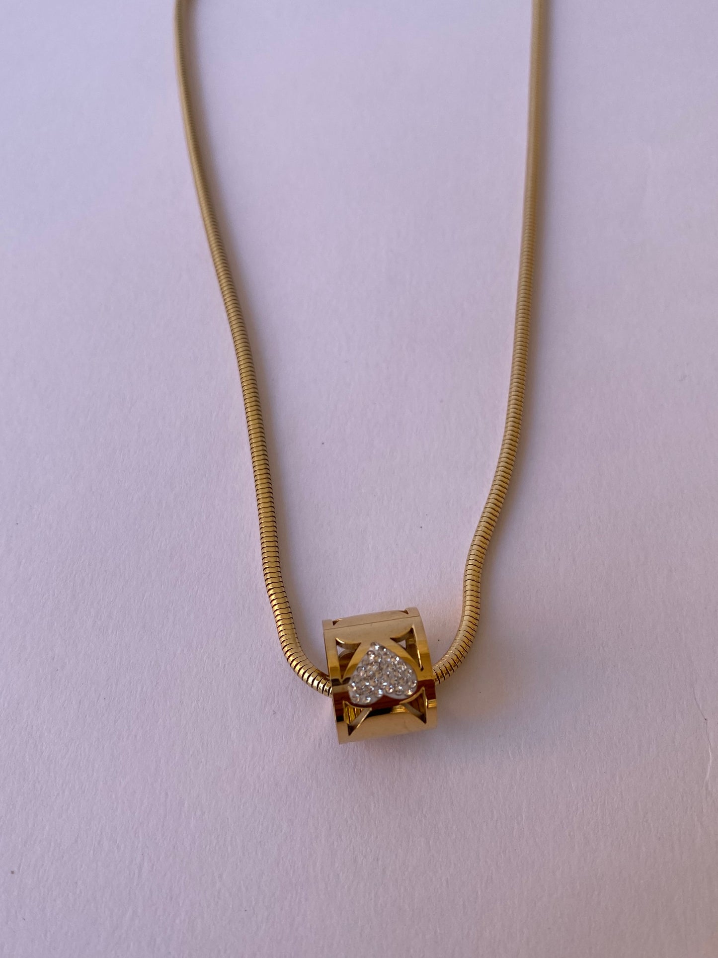 Middle Ring Necklace