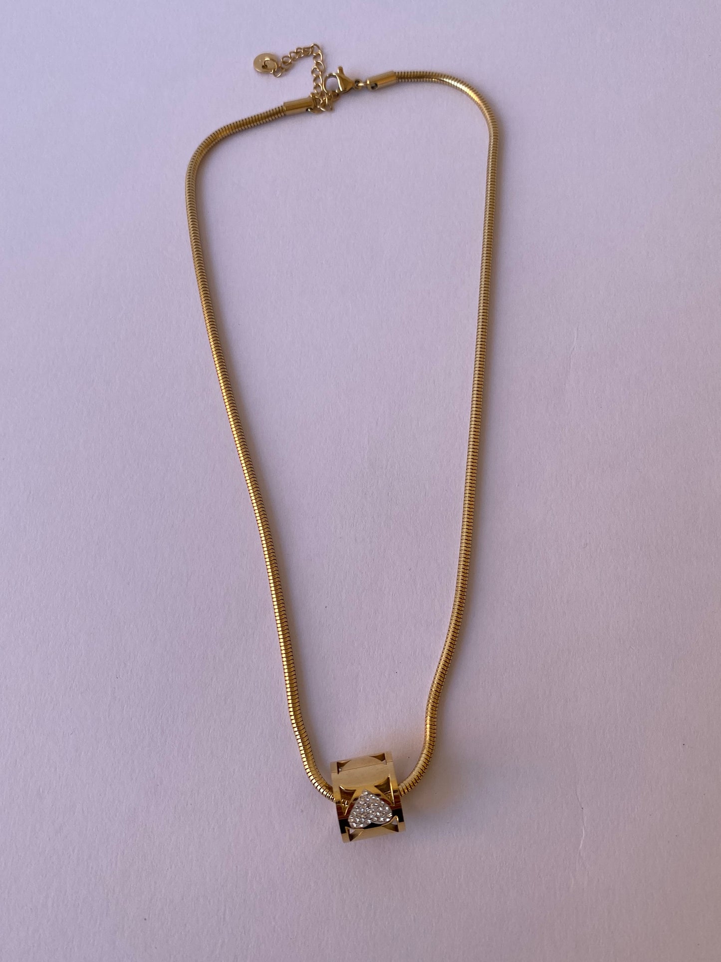 Middle Ring Necklace