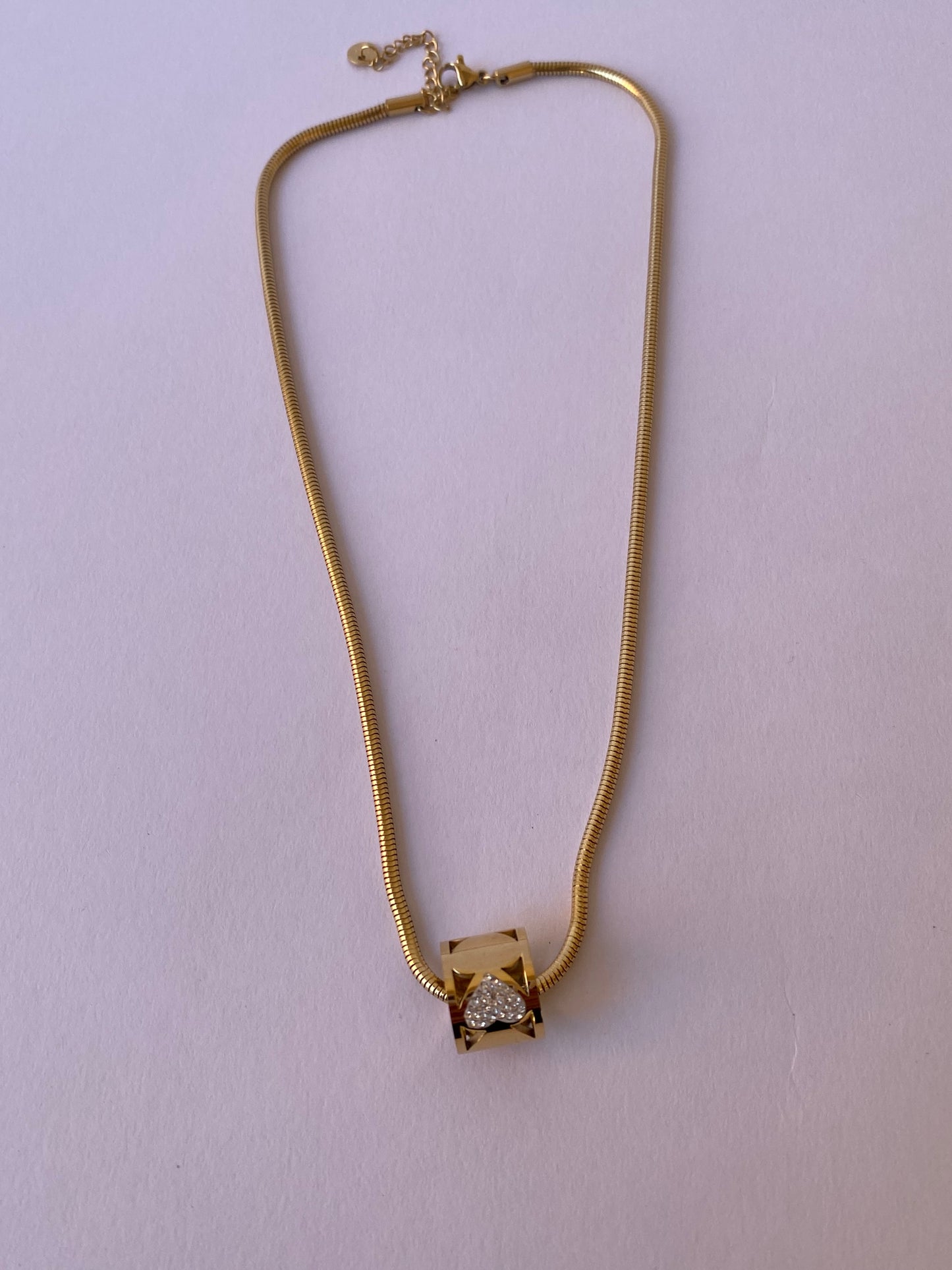 Middle Ring Necklace